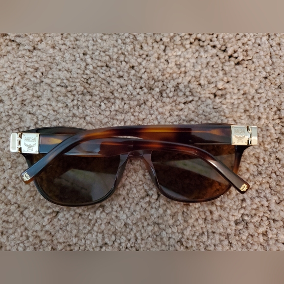MCM Sunglasses with original hardcase & cloth - Picture 7 of 11